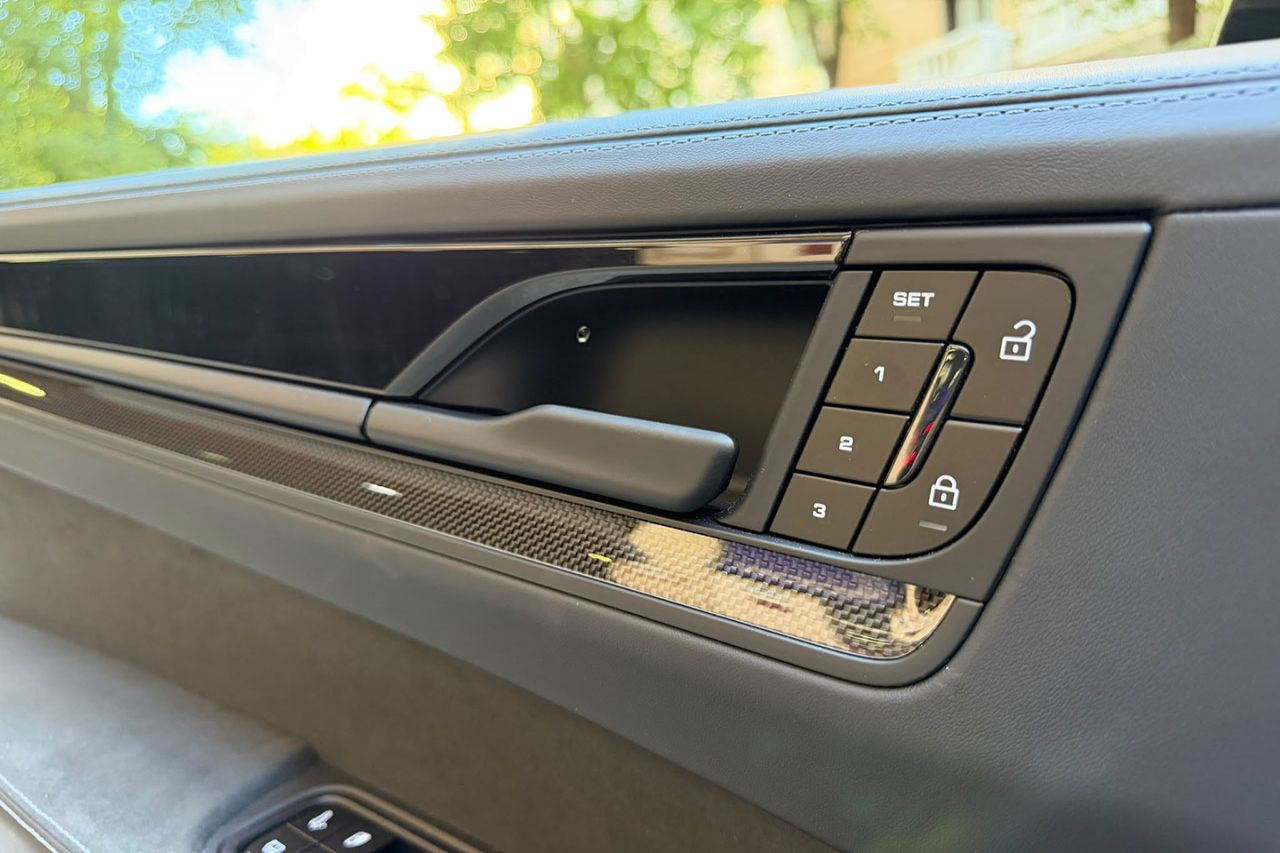 Porsche Cayenne Coupe Turbo GT E Hybrid 739cv