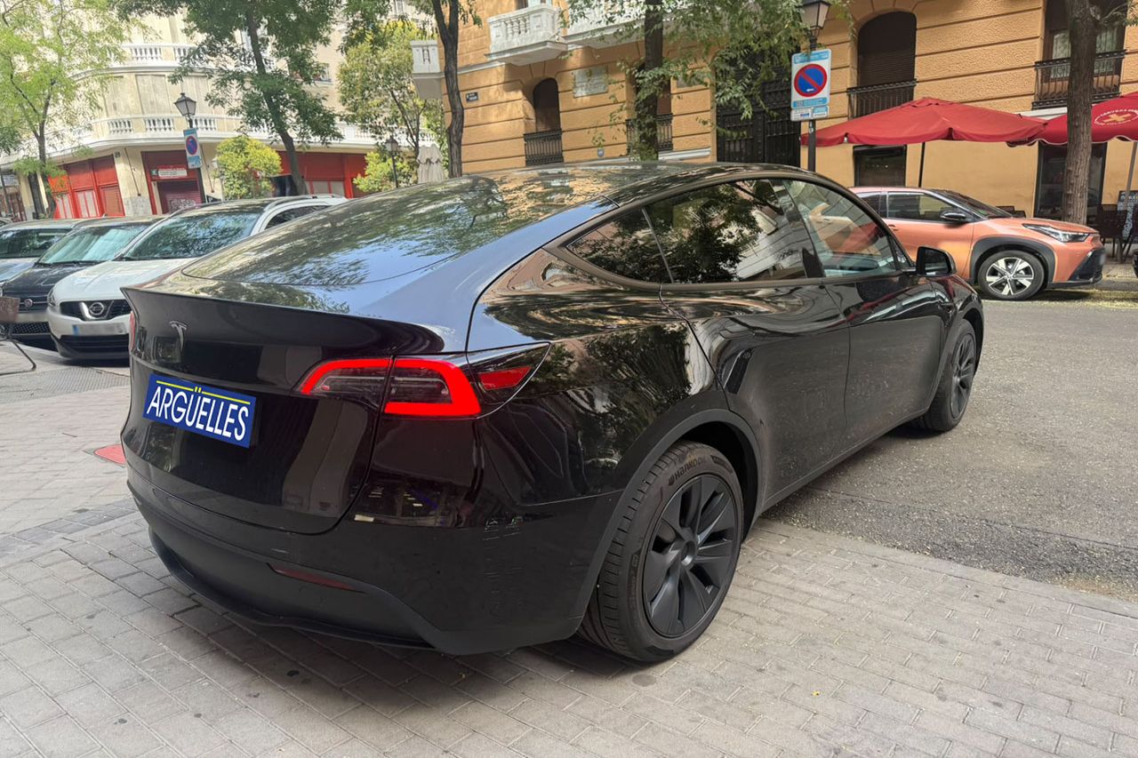 Tesla Model Y 256cv