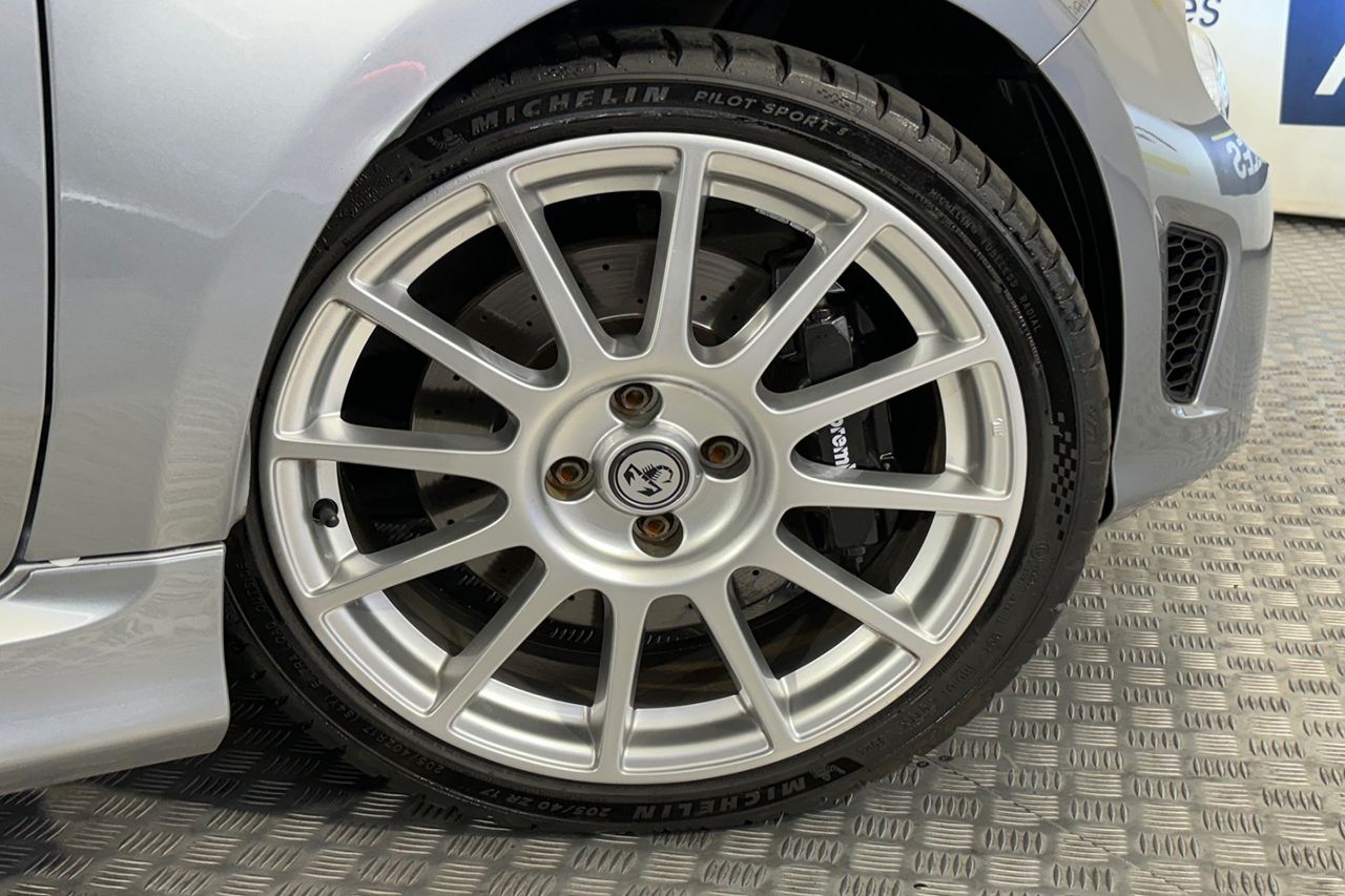 Abarth 500C 695 Rivale 1.4 16v T Jet 180cv AUT