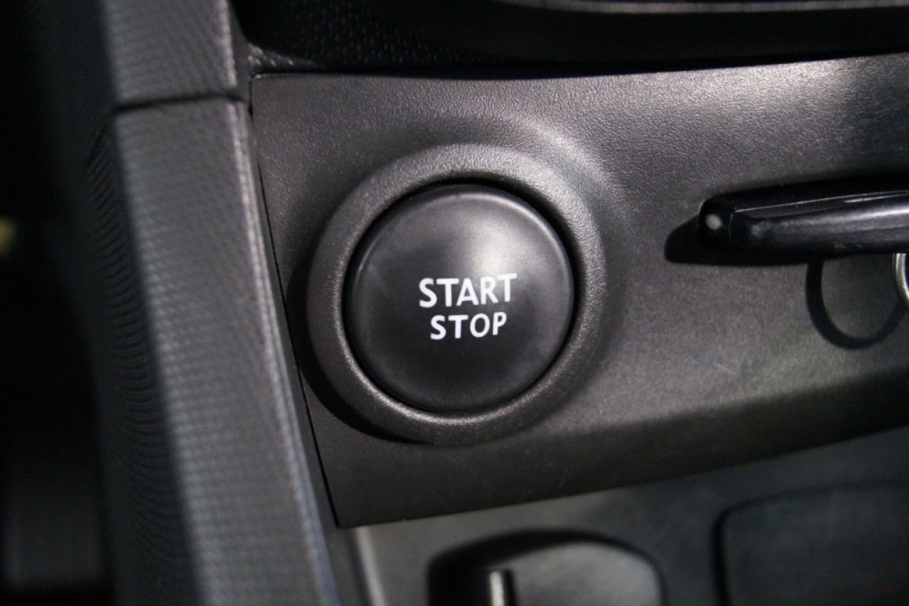 Renault Clio Expression 1.2 16v 75cv