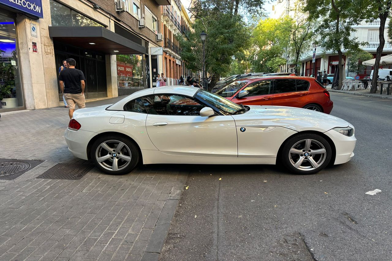 BMW Z4 sDrive20i 184cv AUT