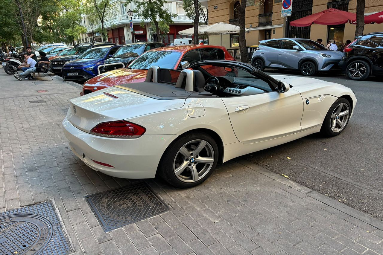 BMW Z4 sDrive20i 184cv AUT