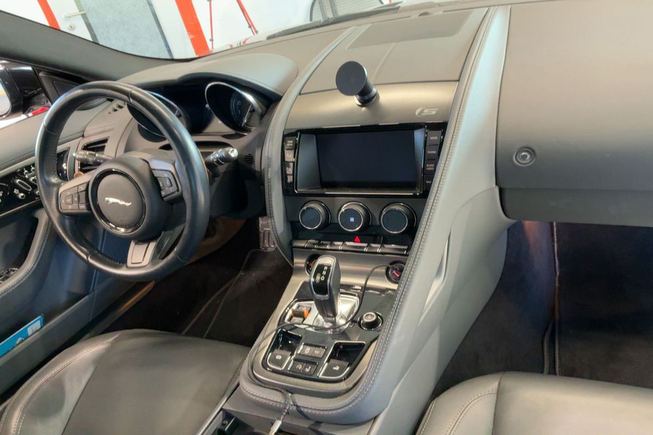 Jaguar F Type S V8 5.0 SC Convertible 495cv